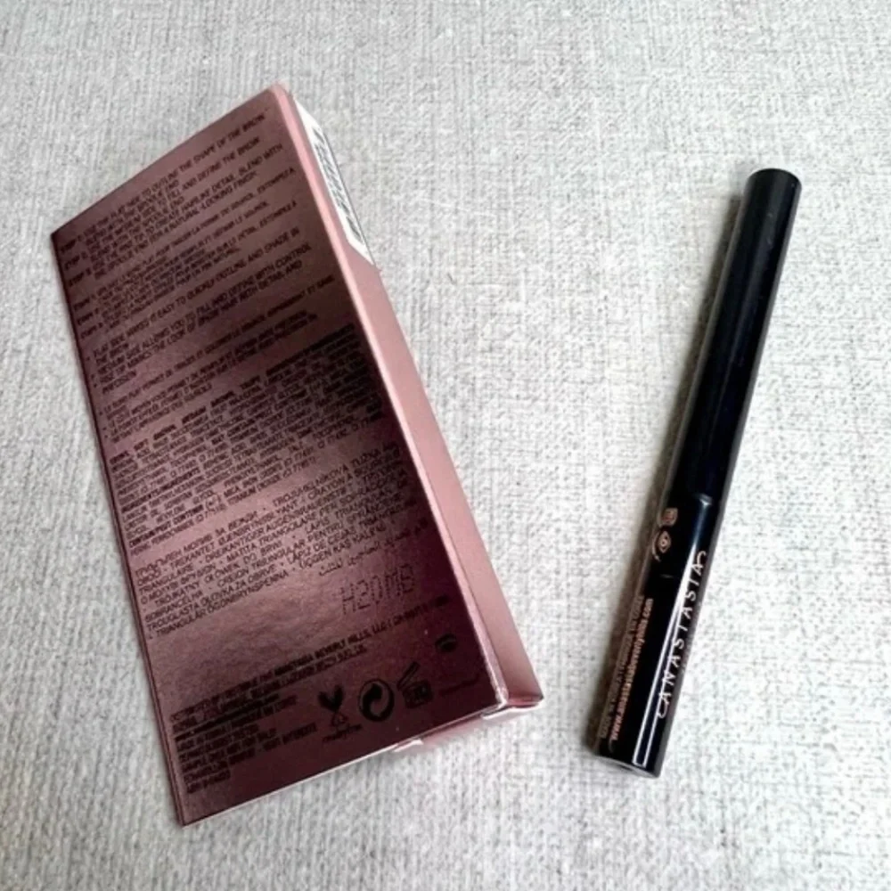❤️3 for $30❤️ Anastasiya Beverly Hills Brow Definer mini in Medium Brown